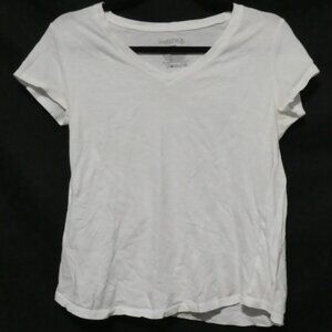 MY STYLE | medium | Solid White V-Neck Short Sleeve Pullover Tee - T-Shirt